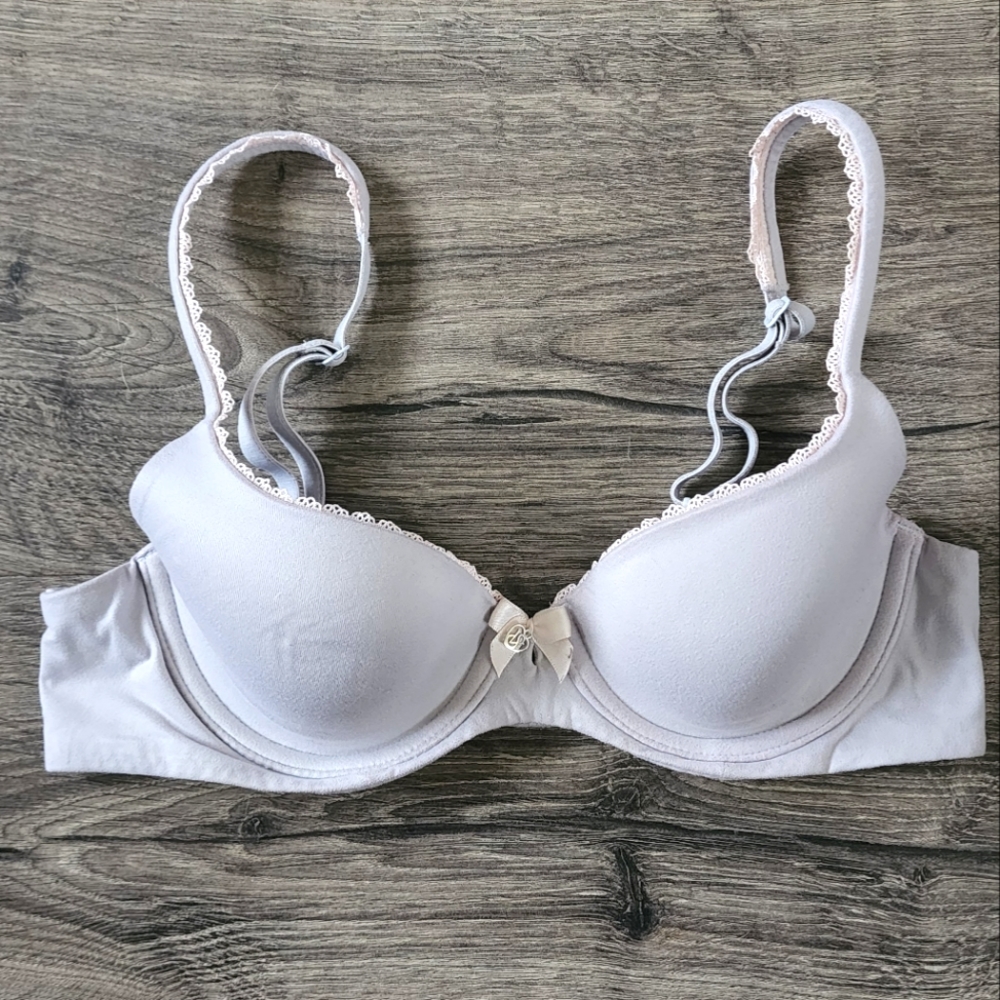 Victoria's Secret Lined Demi Light Lavender Bra Sz 32A